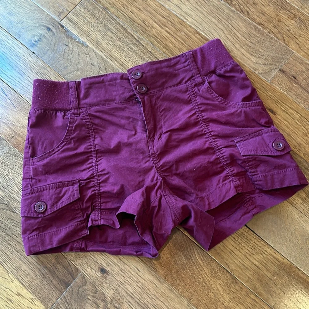 Maroon Shorts - Picture 1 of 3